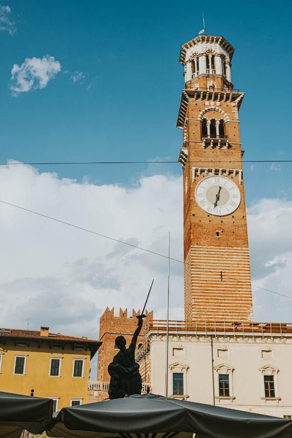 Domus Nova Palace - Italian Homing Werona Zewnętrze zdjęcie