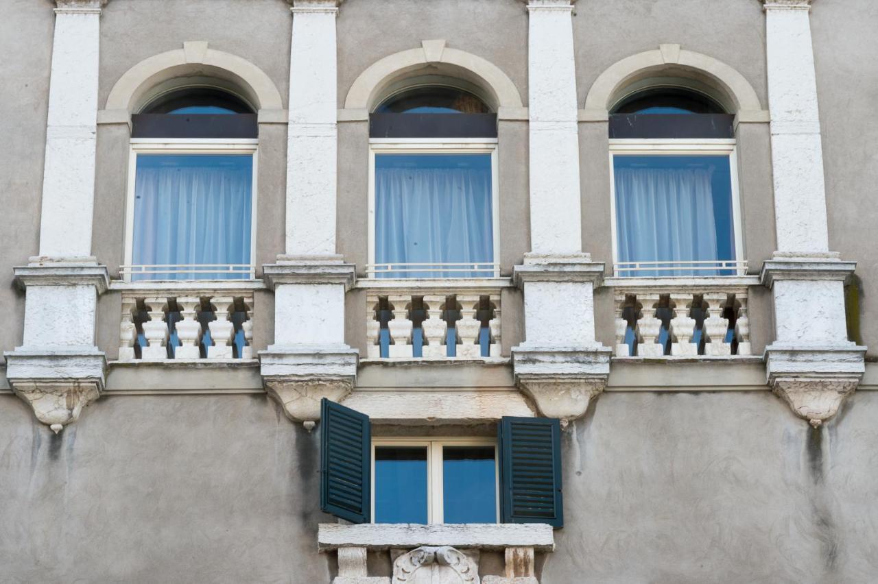 Domus Nova Palace - Italian Homing Werona Zewnętrze zdjęcie
