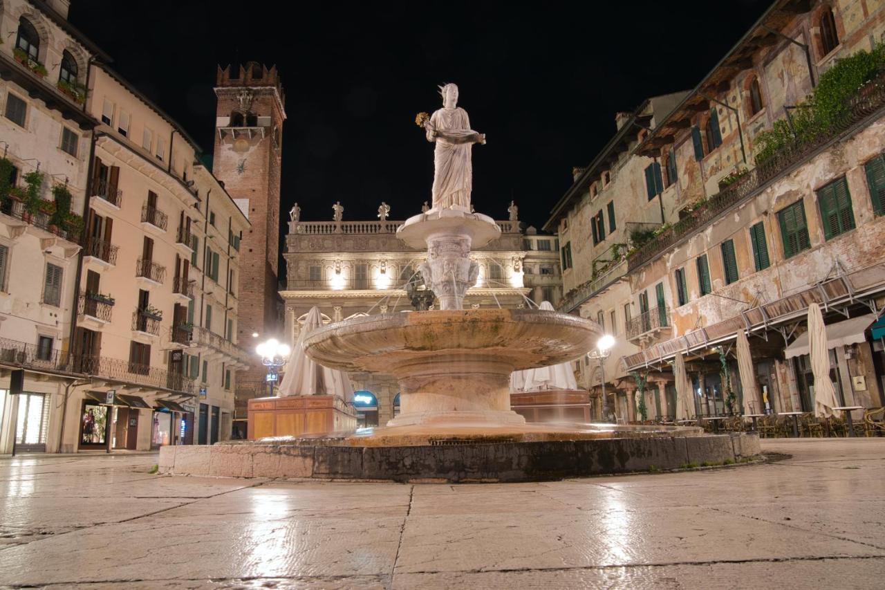 Domus Nova Palace - Italian Homing Werona Zewnętrze zdjęcie